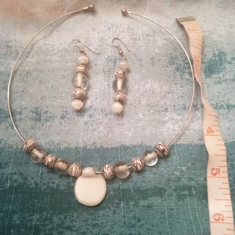 Handcrafted Necklace & Earrings Set in White & Brown